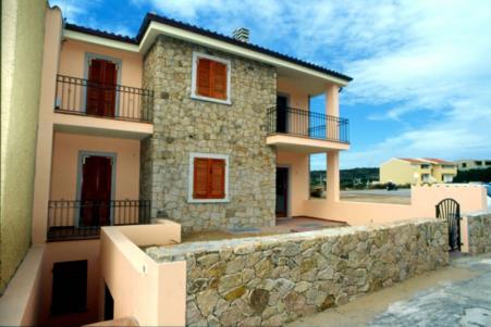 Residence ISOLA ROSSA � BORGO SPIAGGIA - Isola Rossa - SARDEGNA