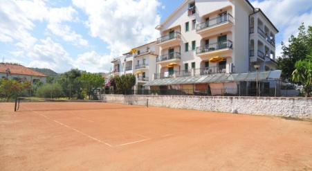 Residence BORGO DEGLI ULIVI - Pietra Ligure - LIGURIA