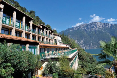 Hotel LA LIMONAIA - Lago di Garda � Limone sul Garda - LOMBARDIA
