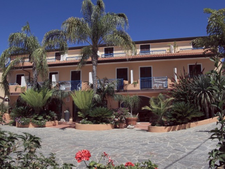 HOTEL GROTTICELLE *** - Capo Vaticano � Ricadi - CALABRIA